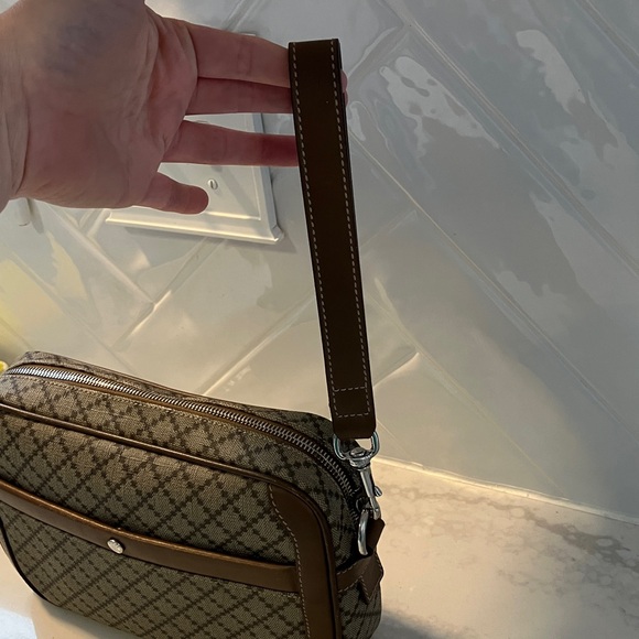 Authentic GUCCI Diamante Clutch Bag - Picture 13 of 15